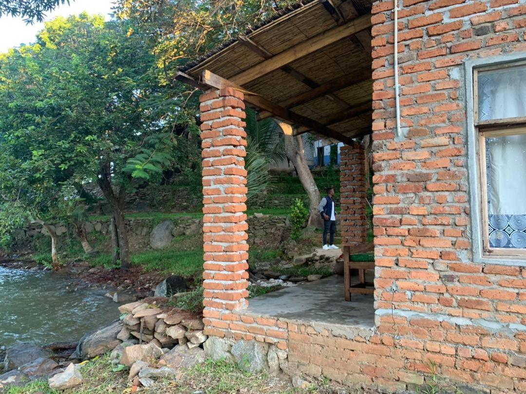 Soul Rebel Lodge & Backpackers Nkhata Bay Exterior foto